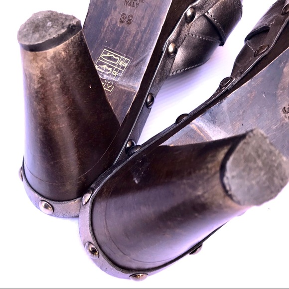 Burberry size 39 women’s 9 clogs heels shoes mules - Picture 8 of 8